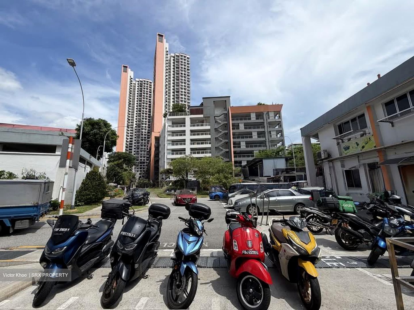 Clementi Avenue 3 (D5), Shop House #569582401